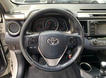 Toyota - RAV 4
