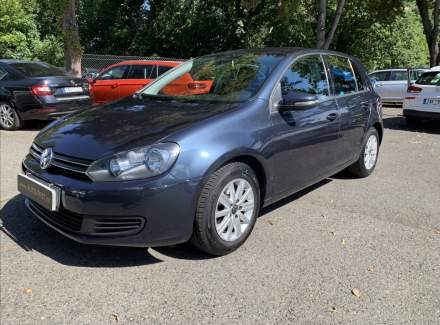 Volkswagen - Golf