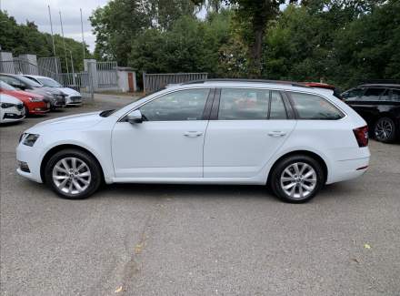 Škoda - Octavia