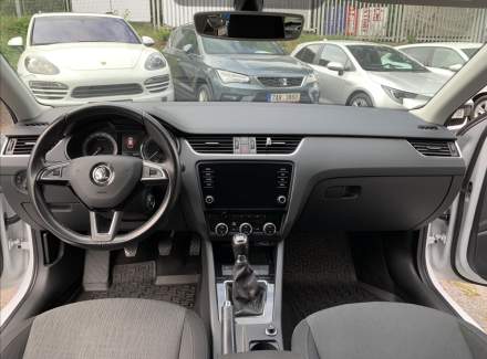 Škoda - Octavia