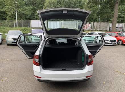 Škoda - Octavia