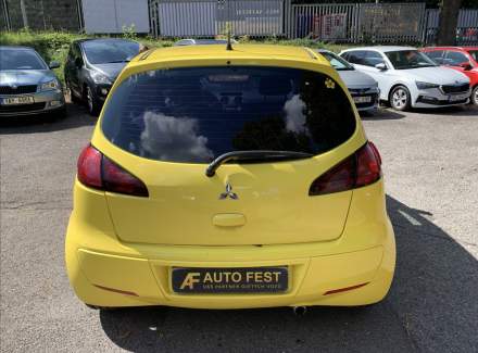 Mitsubishi - Colt