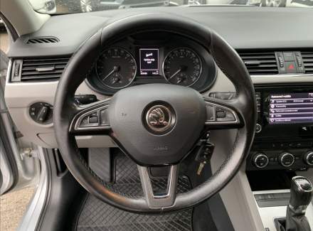Škoda - Octavia