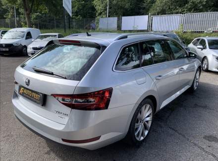 Škoda - Superb