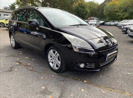 Peugeot - 5008