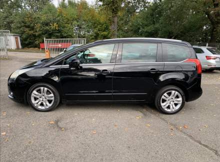Peugeot - 5008