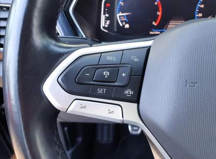 Volkswagen - T-Cross