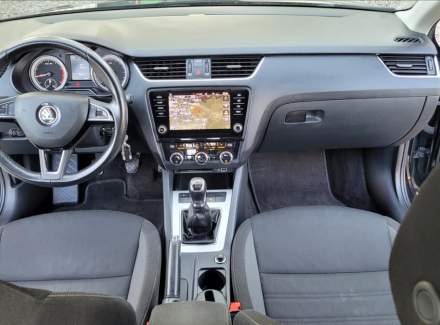 Škoda - Octavia