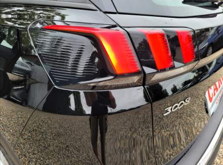 Peugeot - 3008