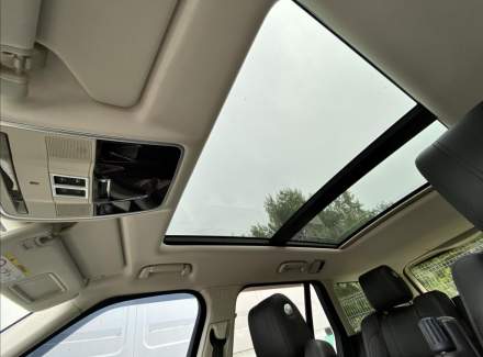 Land Rover - Range Rover