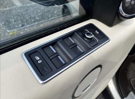 Land Rover - Range Rover