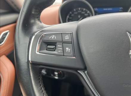 Maserati - Levante