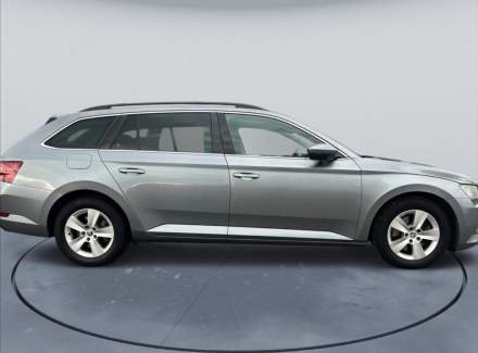Škoda - Superb