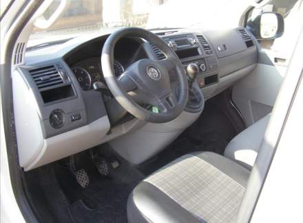 Volkswagen - Caravelle