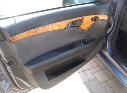 Mercedes-Benz - E-class