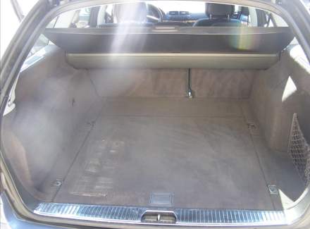 Mercedes-Benz - E-class