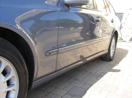 Mercedes-Benz - E-class