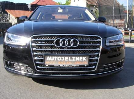 Audi - A8