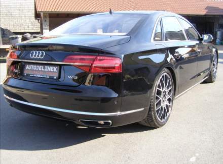 Audi - A8