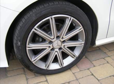 Mercedes-Benz - B-class