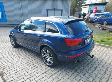 Audi - Q7
