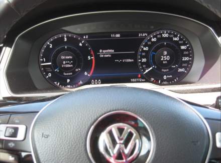Volkswagen - Passat