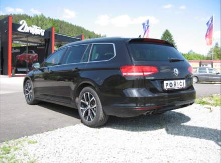 Volkswagen - Passat
