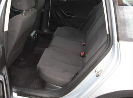 Volkswagen - Passat