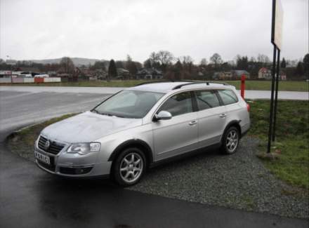 Volkswagen - Passat