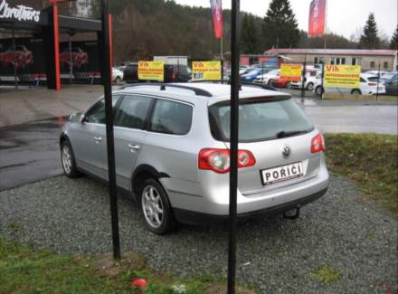 Volkswagen - Passat
