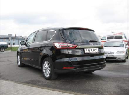 Ford - S-MAX