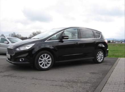 Ford - S-MAX