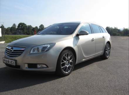Opel - Insignia