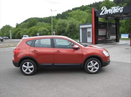Nissan - Qashqai