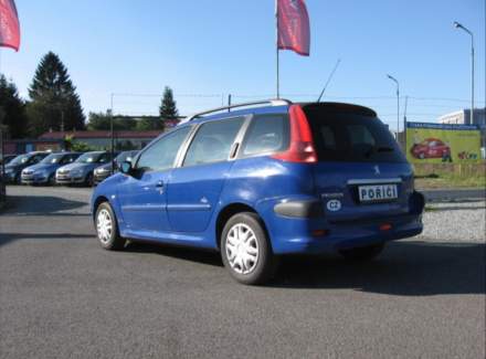 Peugeot - 206