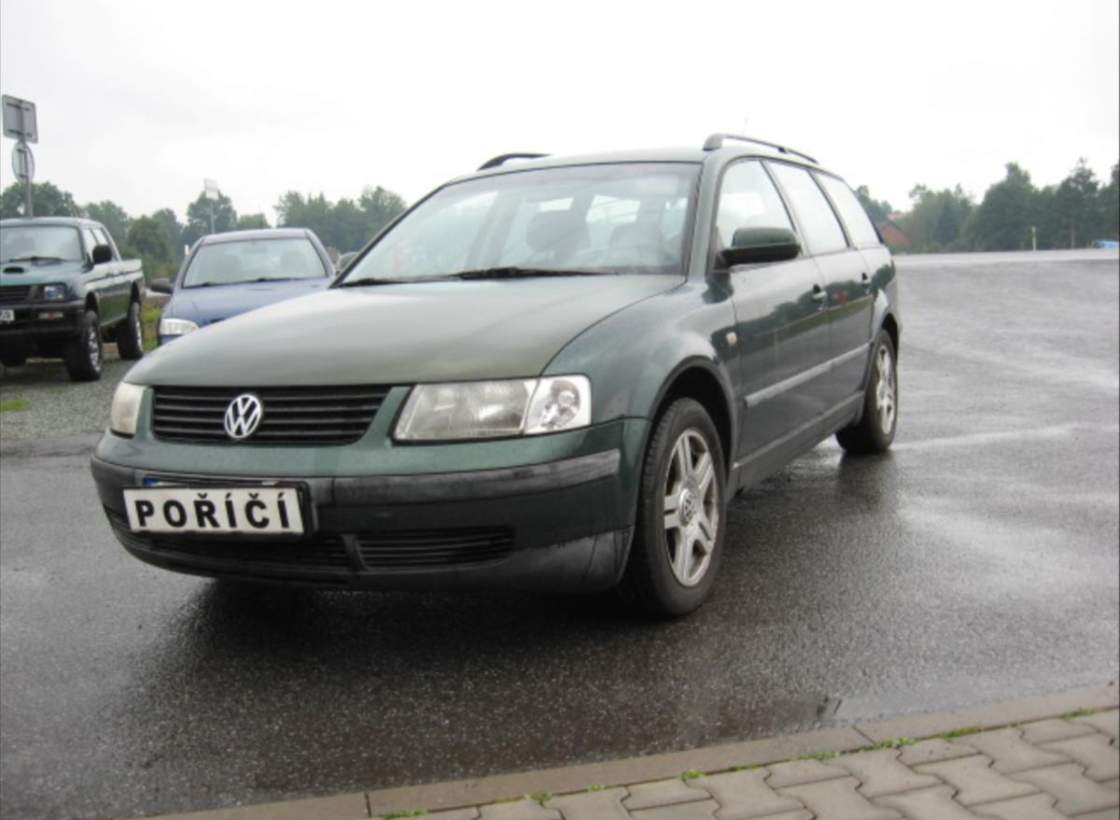 Volkswagen - Passat