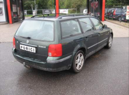 Volkswagen - Passat