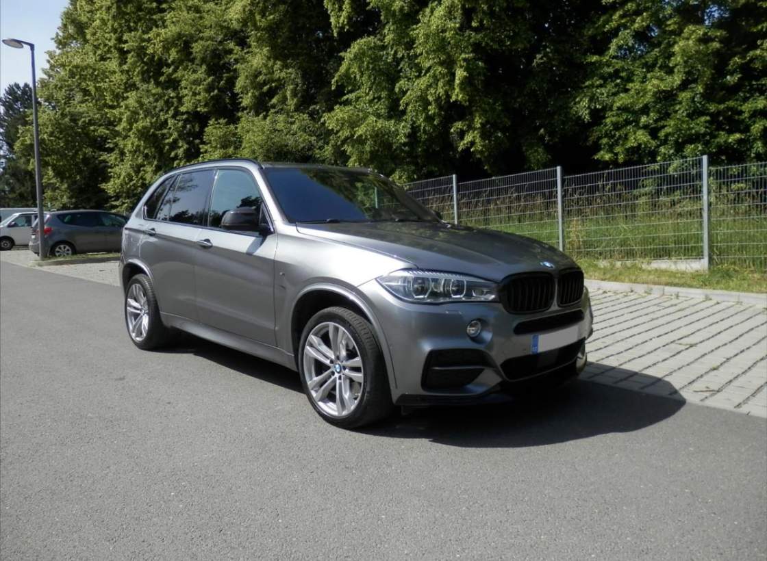 BMW - X5