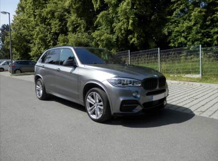 BMW - X5