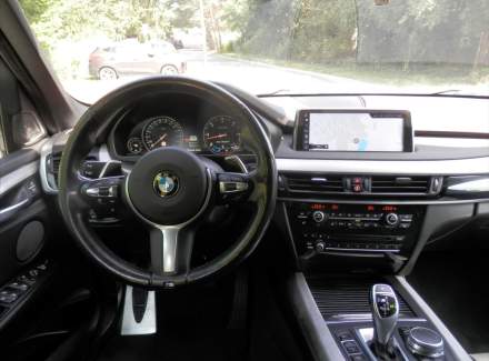 BMW - X5