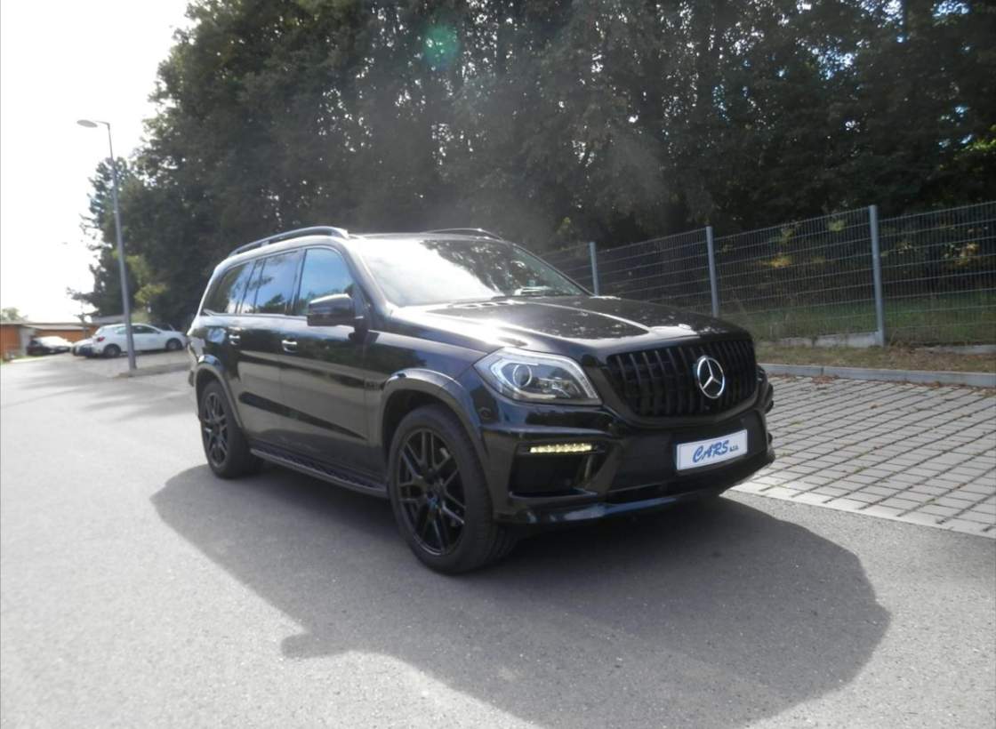 Mercedes-Benz - GL