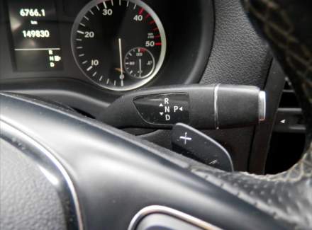 Mercedes-Benz - Vito