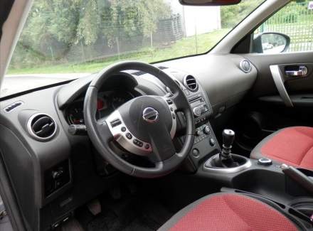 Nissan - Qashqai