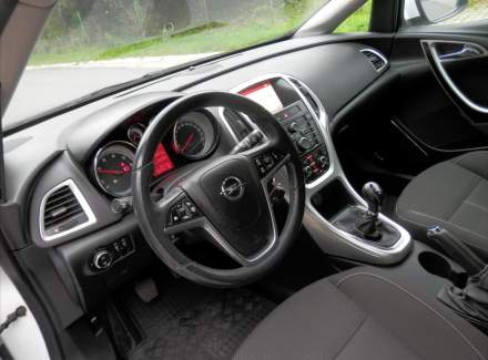 Opel - Astra