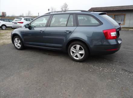 Škoda - Octavia