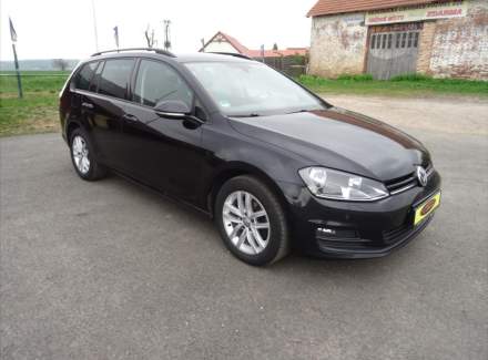 Volkswagen - Golf