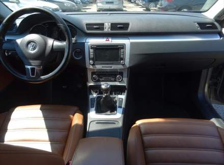 Volkswagen - Passat CC