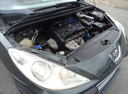 Peugeot - 307