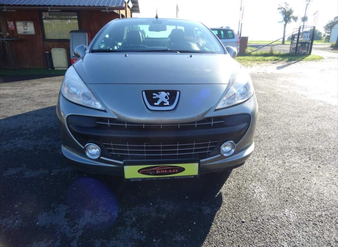 Peugeot - 207