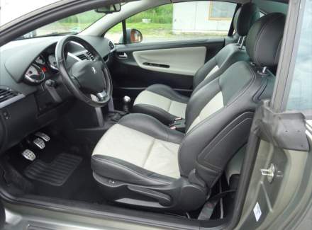 Peugeot - 207